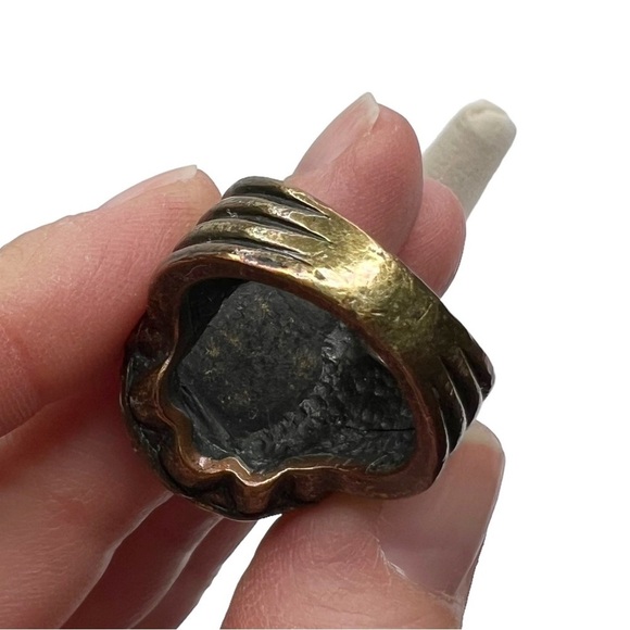 Faux Turquoise Oval Cabochon Antique Gold Tone Ring - Picture 6 of 9